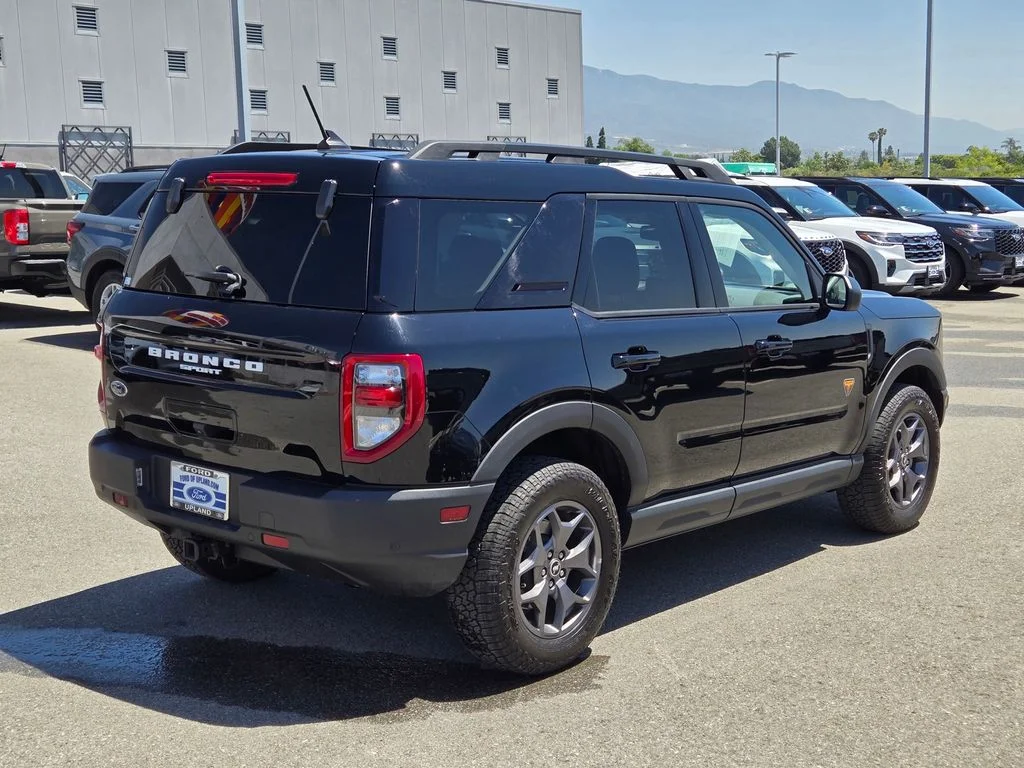 Used 2024 Shadow Black Ford Badlands image 6