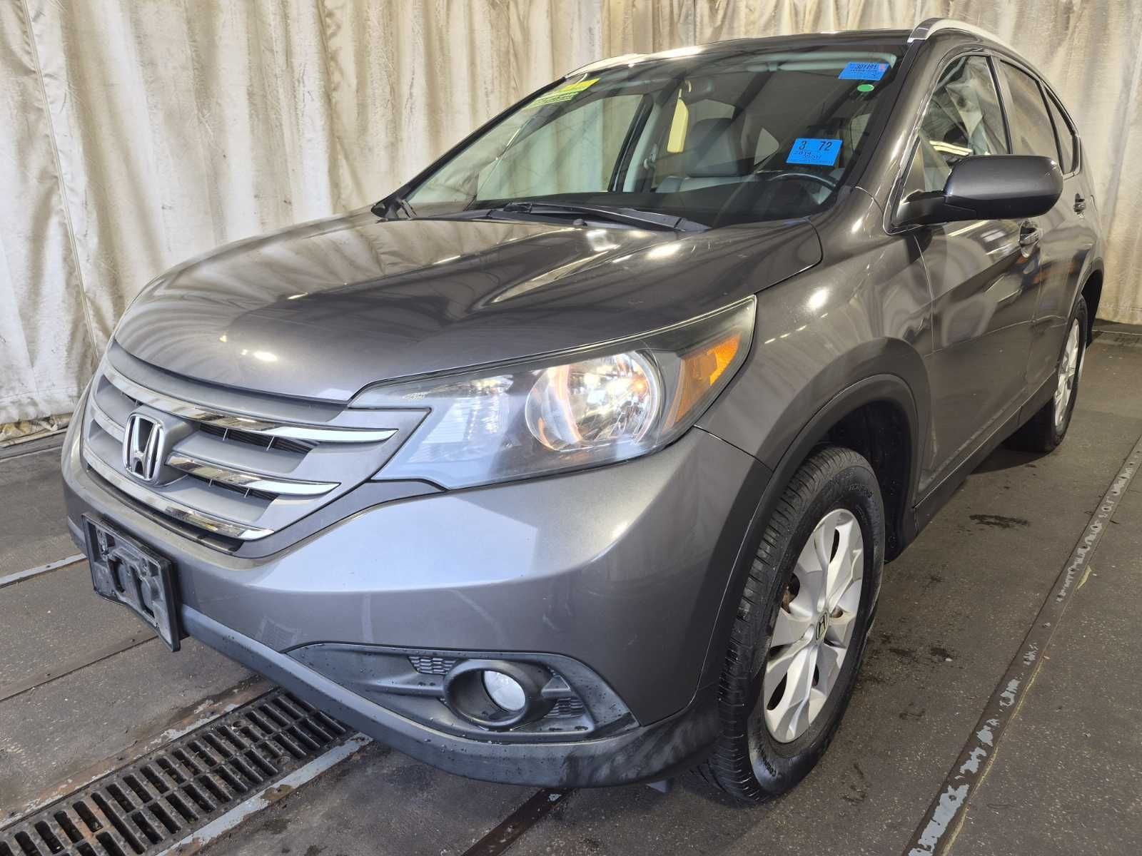 Used 2014 Silver Honda EX-L image 1