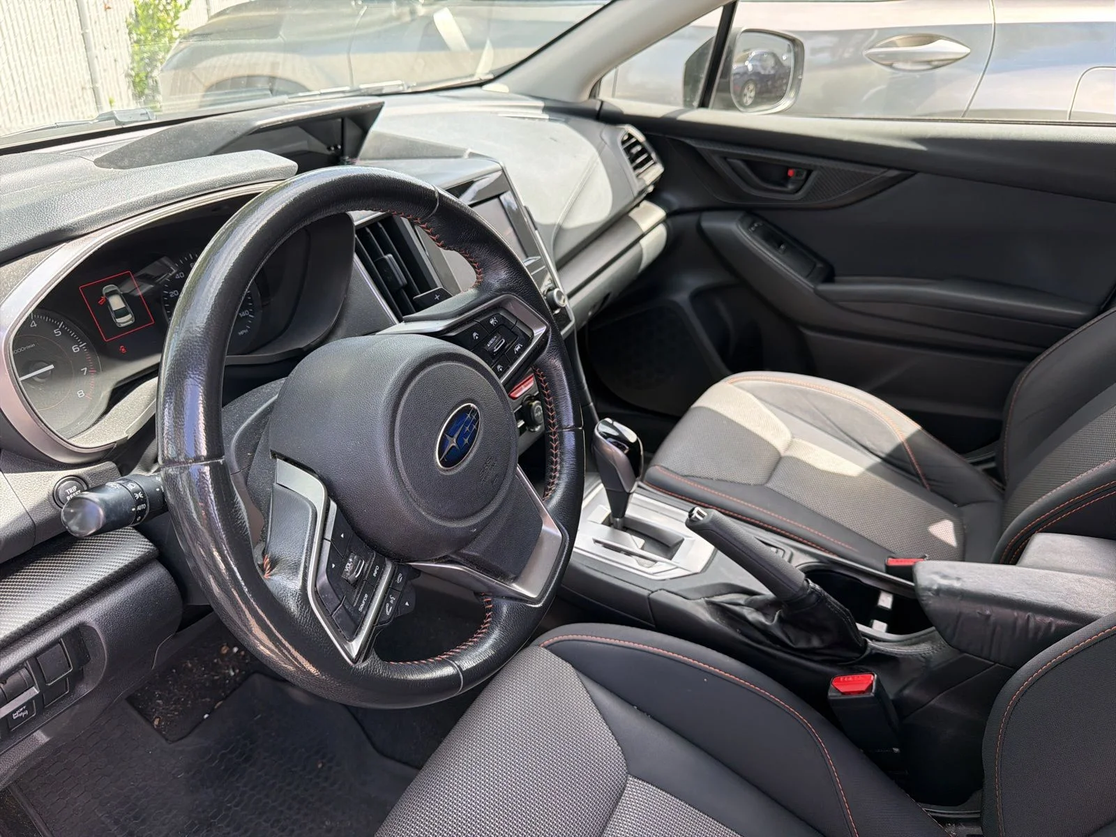 Used 2018 Dark Gray Metallic Subaru 2.0i Premium image 8