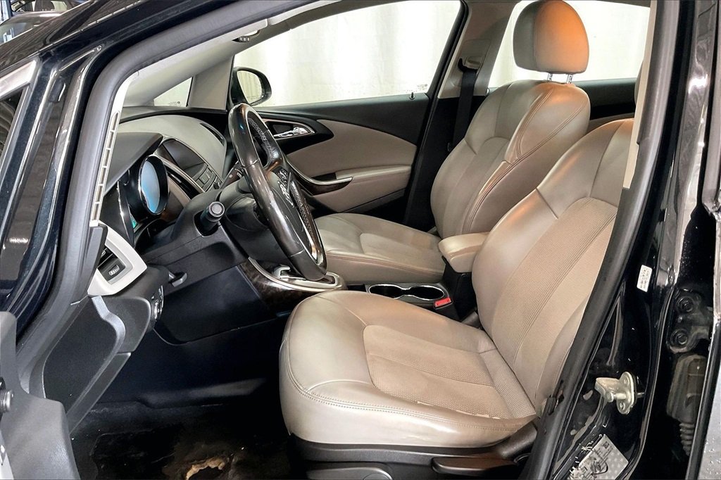 2013 BUICK VERANO - Image 24