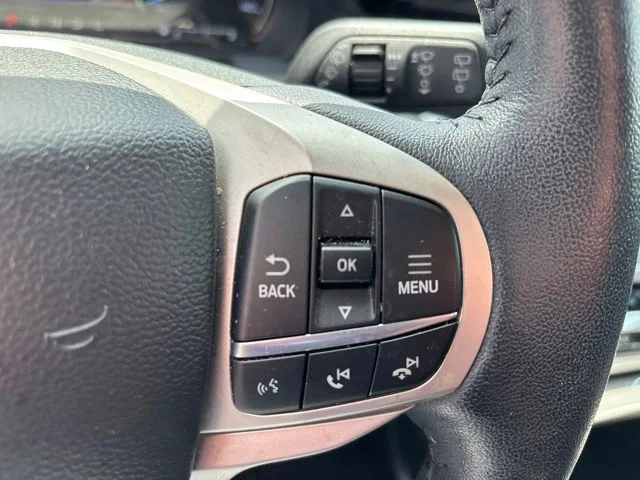 Used 2023 Black Metallic Ford XLT image 21