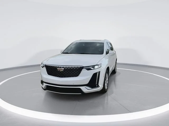 Used 2024 White Cadillac Luxury image 4