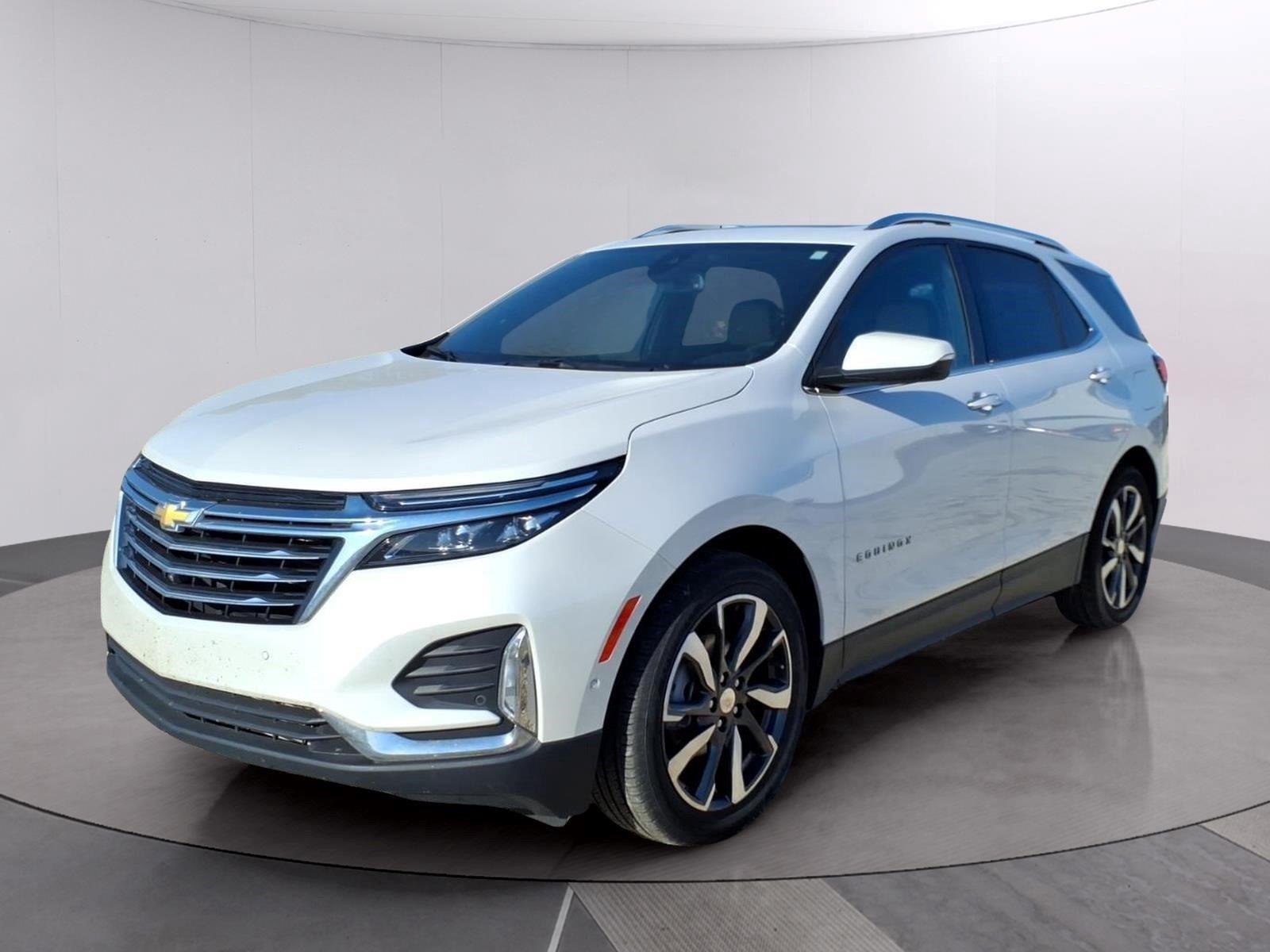 Used 2024 Iridescent Pearl Tricoat Chevrolet Premier image 1