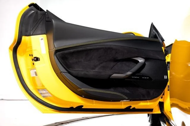 Used 2024 Giallo Triplo Strato Ferrari  image 51