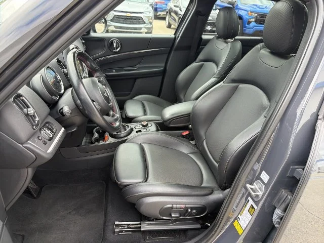 Used 2017 Gray MINI Base image 20