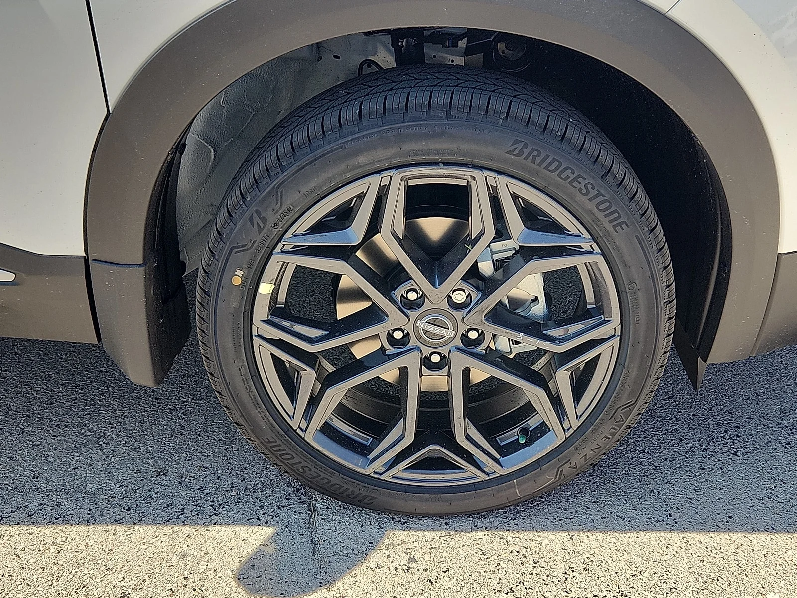 New 2026 QAC Aspen Whit Nissan SR Front-Wheel Drive image 7