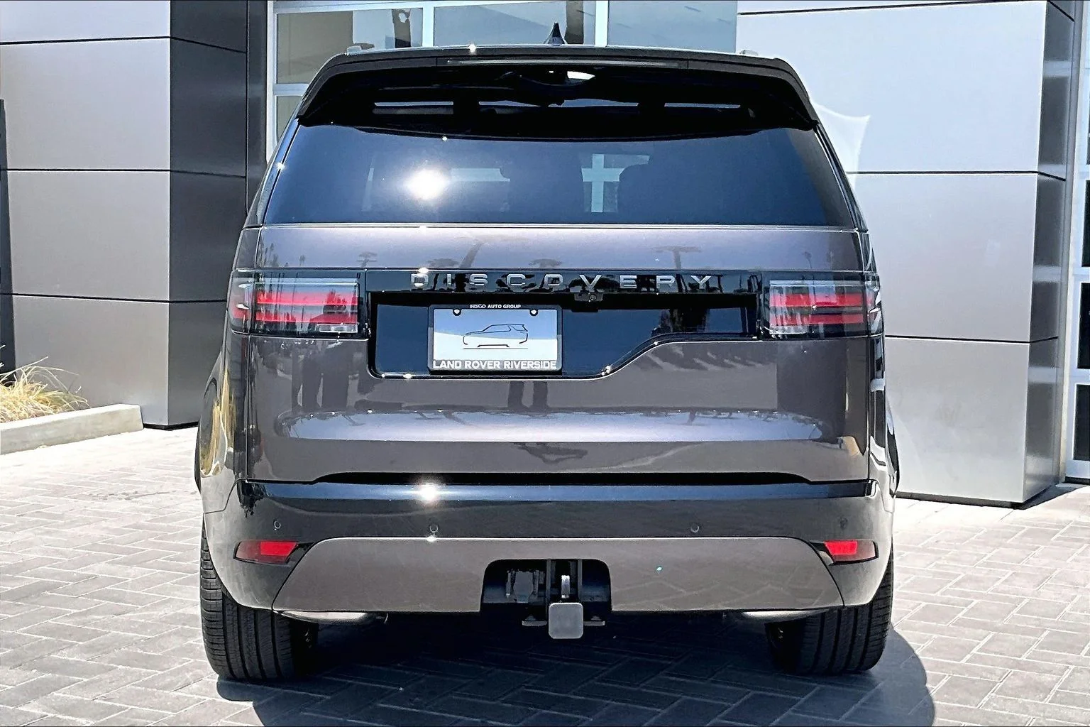 New 2026 Charente Grey Land Rover Dynamic SE image 4