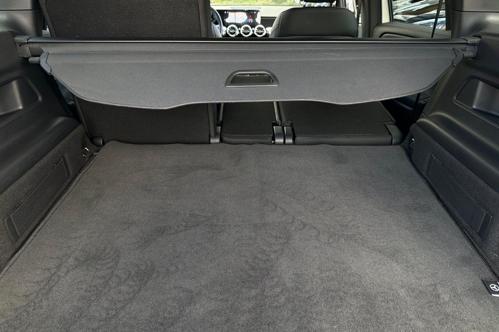 Certified Used 2023 White Mercedes-Benz 300 image 34