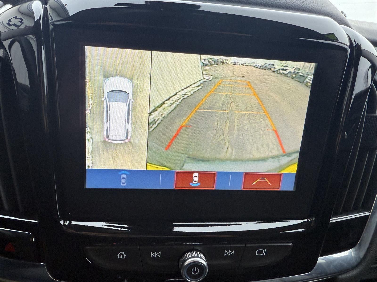 2018 Chevrolet Traverse Premier - Photo 19