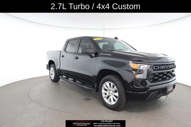 Used 2023 Black Chevrolet Custom image 27