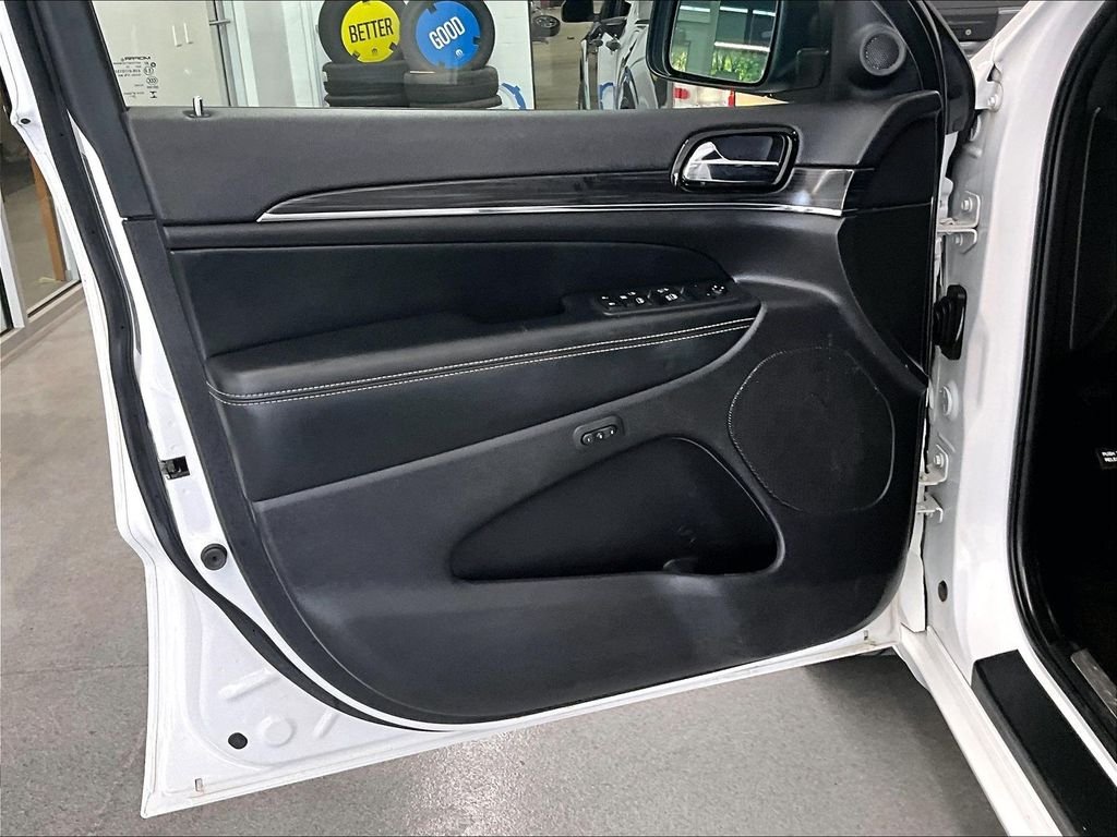 Used 2021 Bright White Clearcoat Jeep Limited image 9