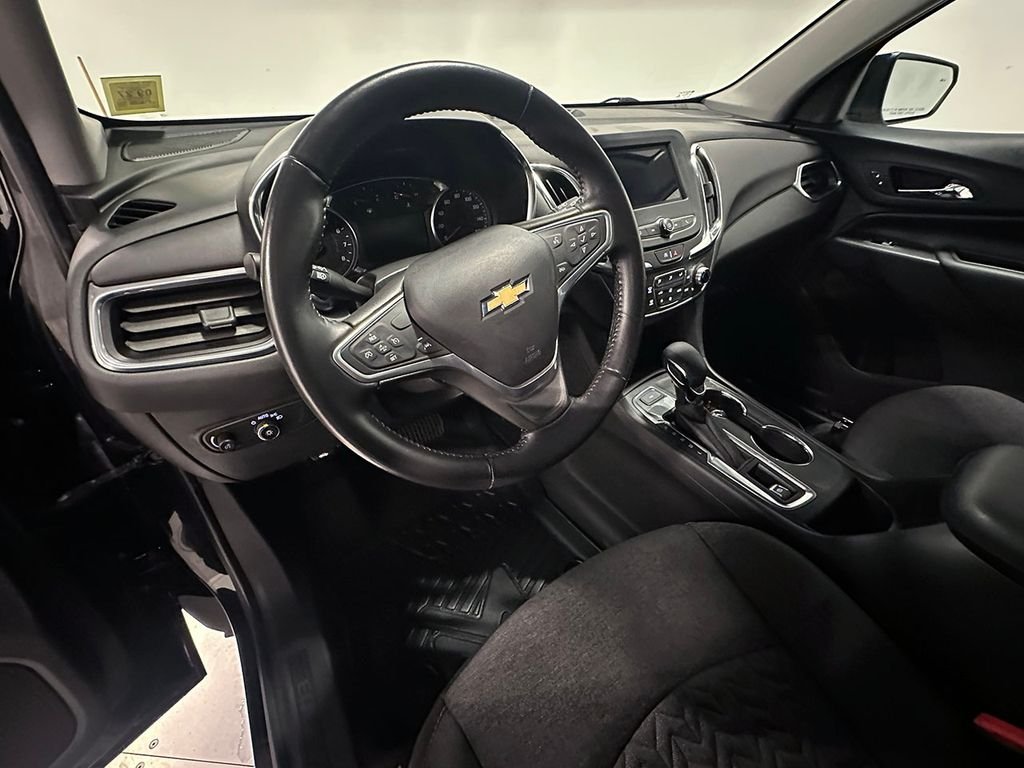 Used 2022 Black Chevrolet LT image 23