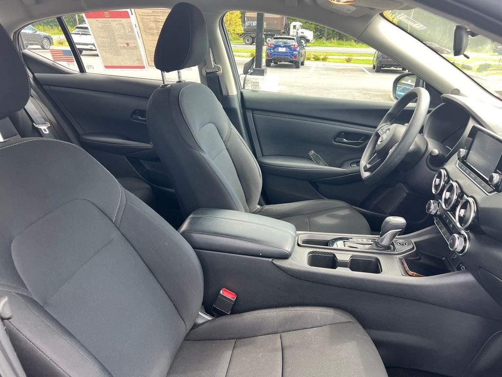 Used 2024 Gray Nissan S image 27