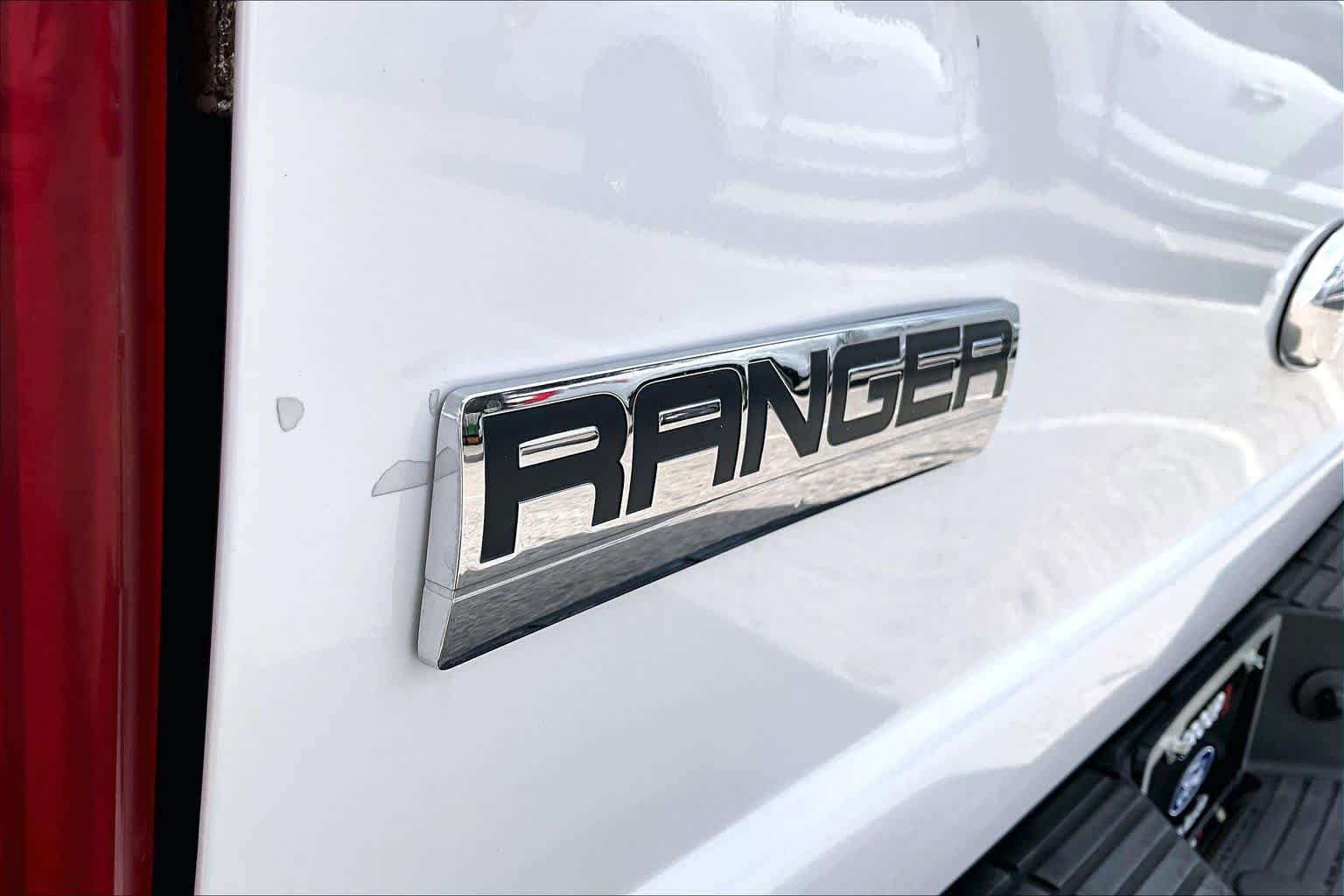 Used 2011 Oxford White Ford XL image 11