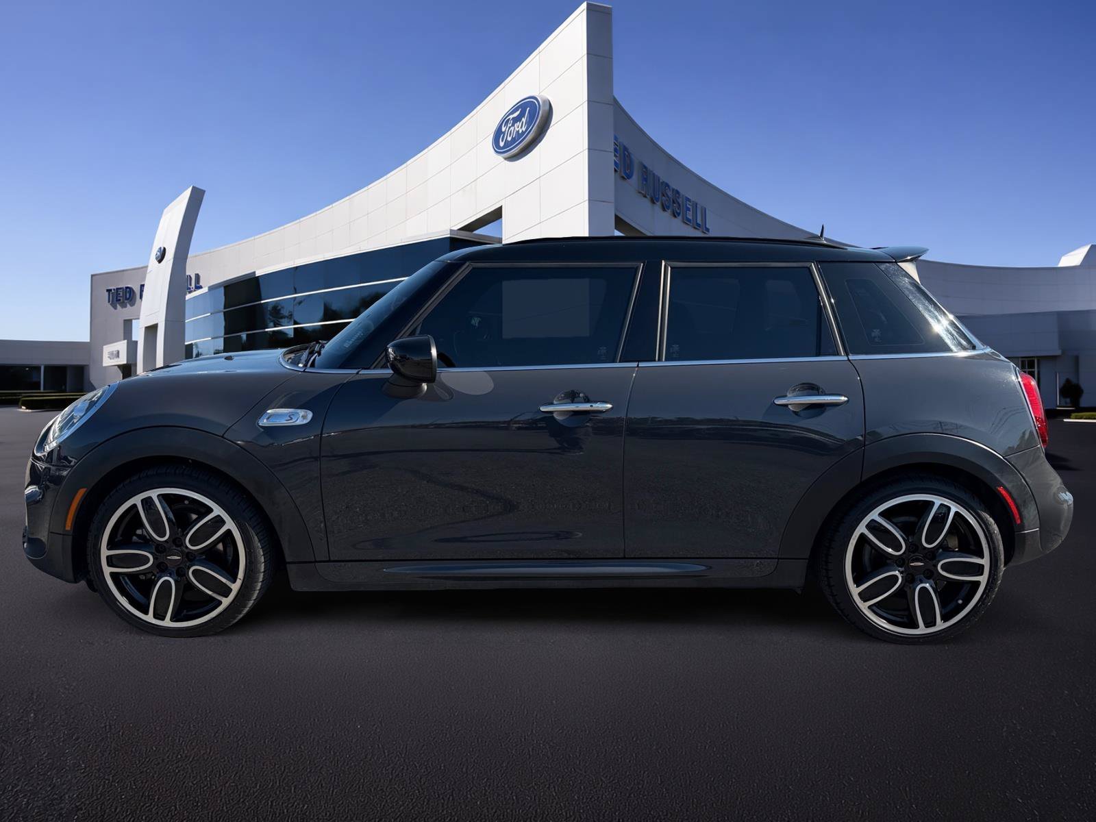 Used 2020 Gray Metallic MINI Signature image 8