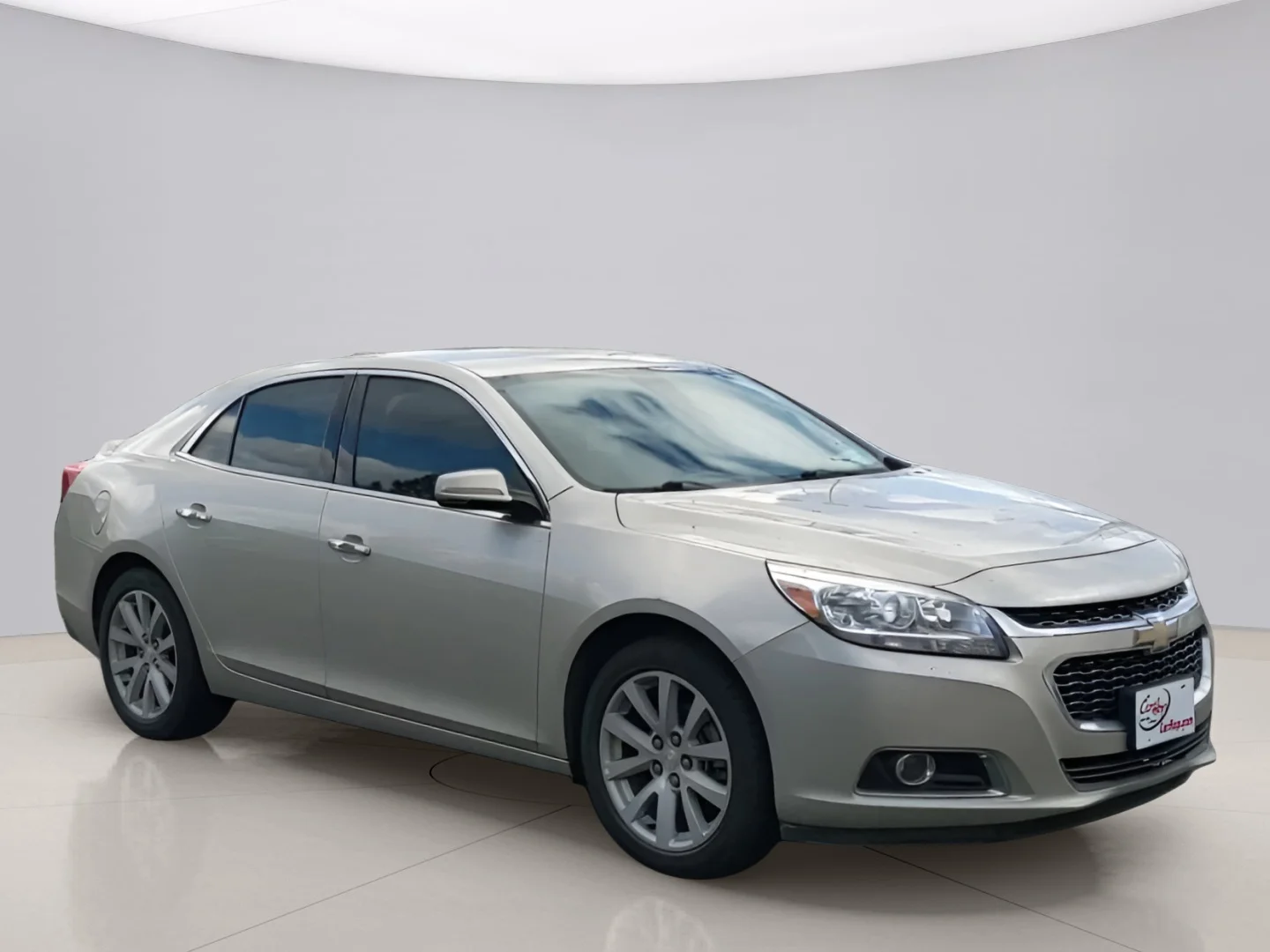 Used 2016 Silver Chevrolet LTZ image 2