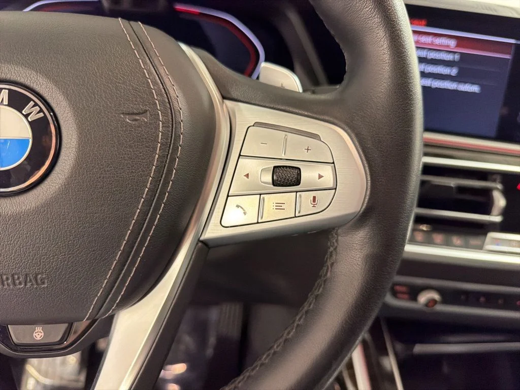 Used 2020 Gray Metallic BMW xDrive40i image 13