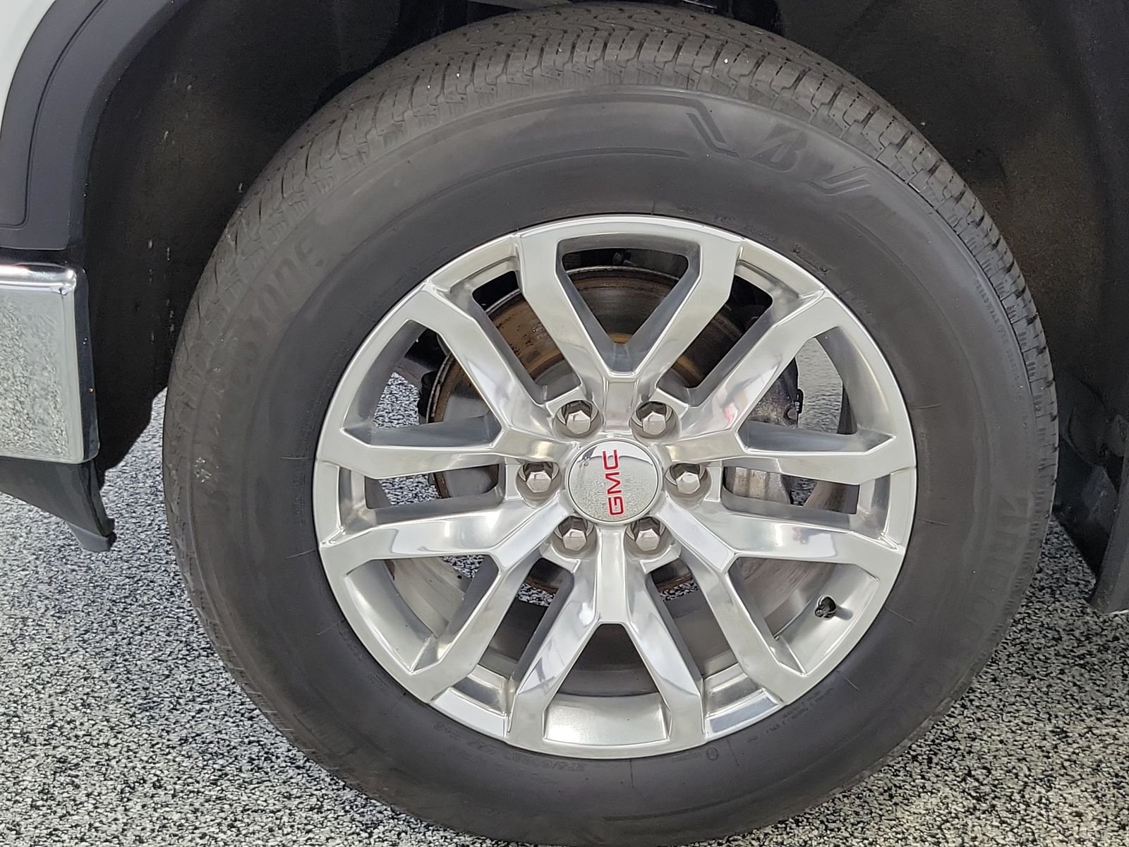 Used 2022 White GMC SLT image 5