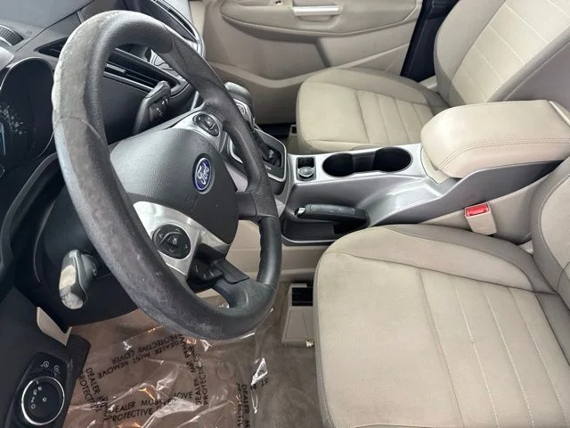 Used 2013 Red Ford SE image 20