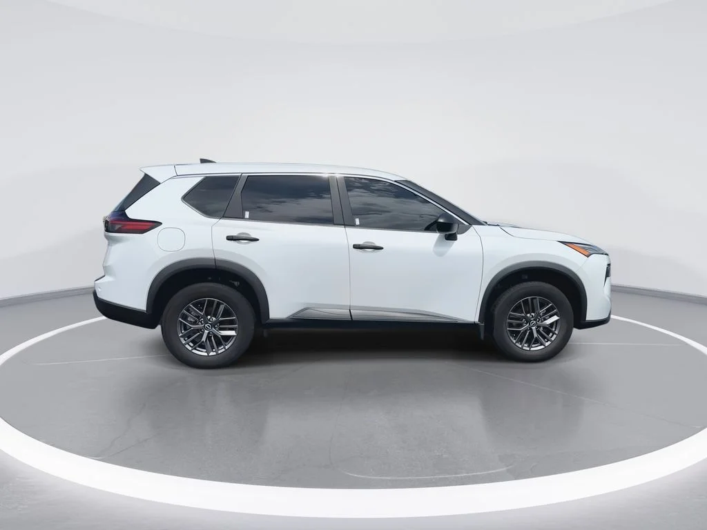 Used 2024 White Nissan S image 9