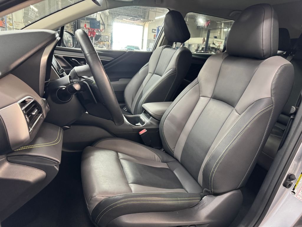 Used 2025 Silver Subaru Onyx Edition image 16