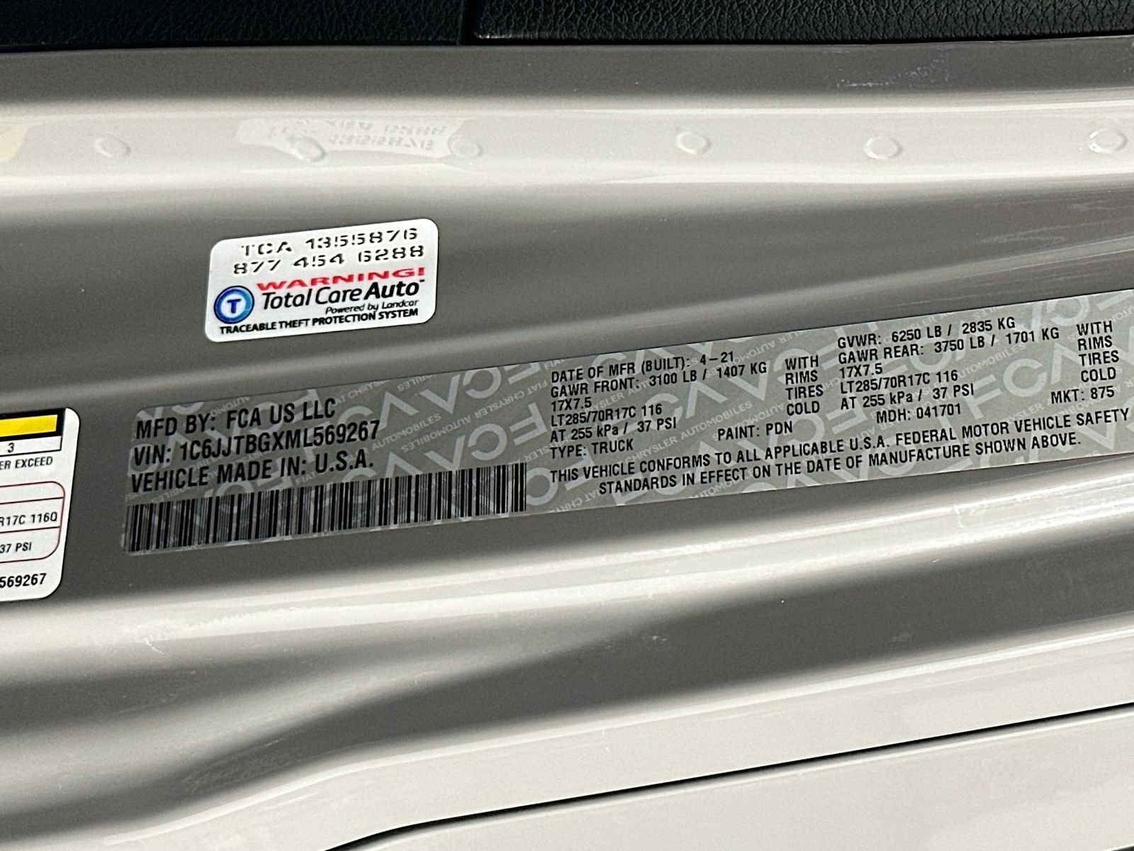 Used 2021 Sting-Gray Clearcoat Jeep Rubicon image 32