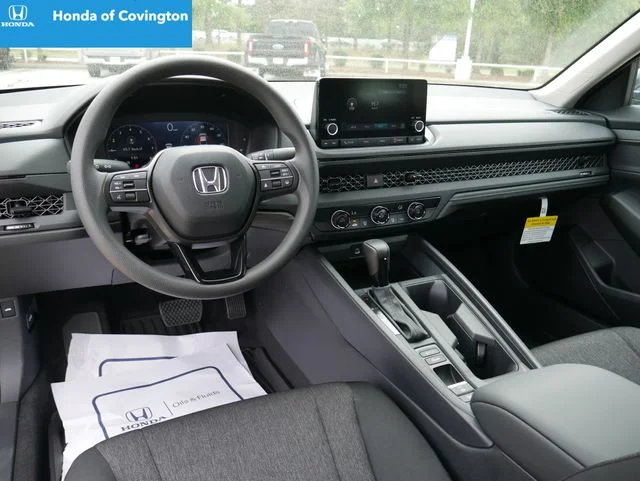 Used 2023 Lunar Silver Metallic Honda LX image 21