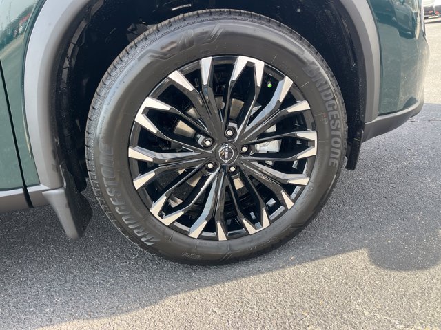 New 2026 Obsidian Green Pearl Nissan Dark Armor™ image 10