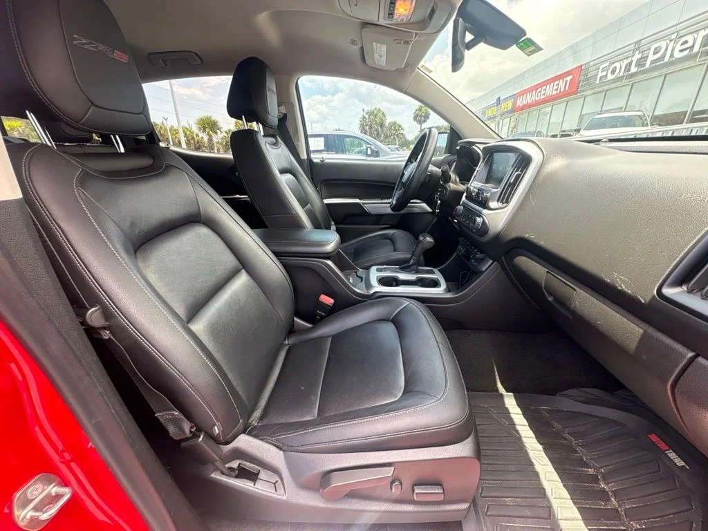 Used 2018 Red Chevrolet ZR2 image 8