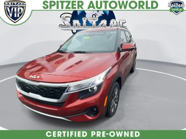 Used 2023 Orange Kia S image 7