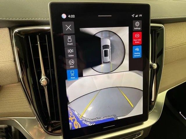 2026 Volvo XC90 Plus - Photo 30