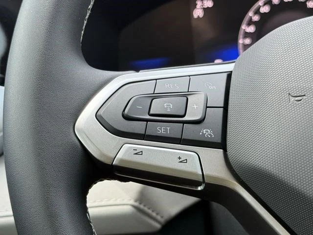 New 2026 Gray Volkswagen 1.5T SE image 10