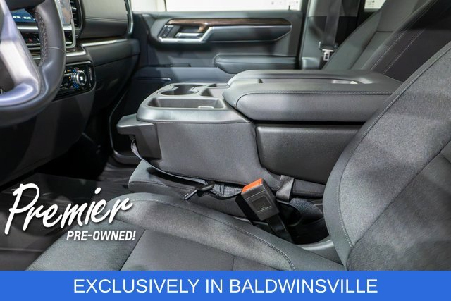 Used 2023 Sterling Metallic GMC Elevation image 17