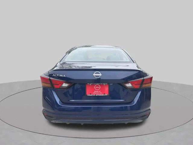 Used 2023 Blue Nissan 2.5 S image 9
