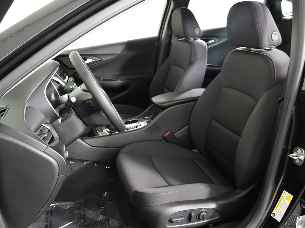 Used 2024 Black Metallic Chevrolet RS image 27