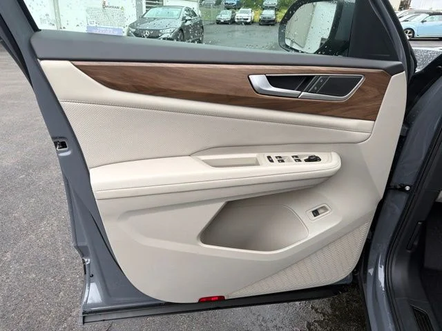 New 2026 Gray Volkswagen 2.0T SE w/Technology image 12