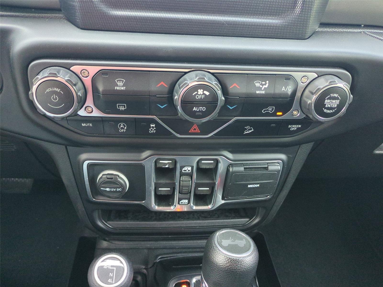 Used 2020 Sting-Gray Clearcoat Jeep Willys image 26