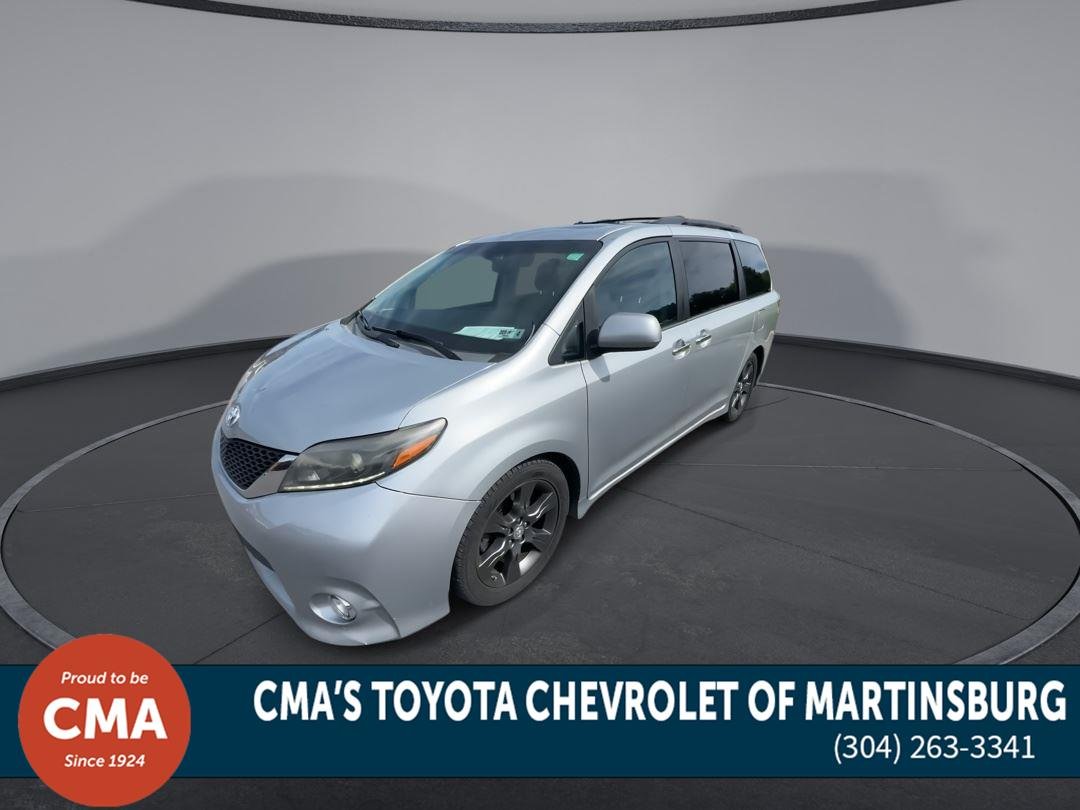 Used 2015 Silver Sky Metallic Toyota SE image 4