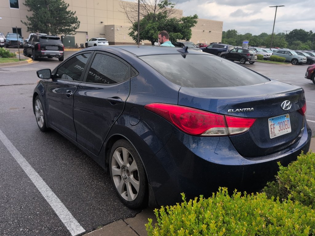 Used 2013 Atlantic Blue Hyundai Limited image 10