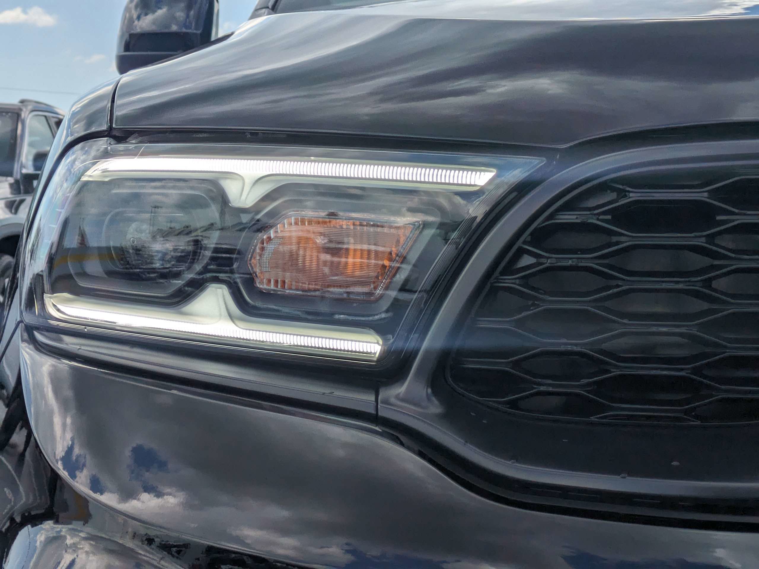 New 2026 Diamond Black Clear-Coat Exterior Paint Dodge GT image 9