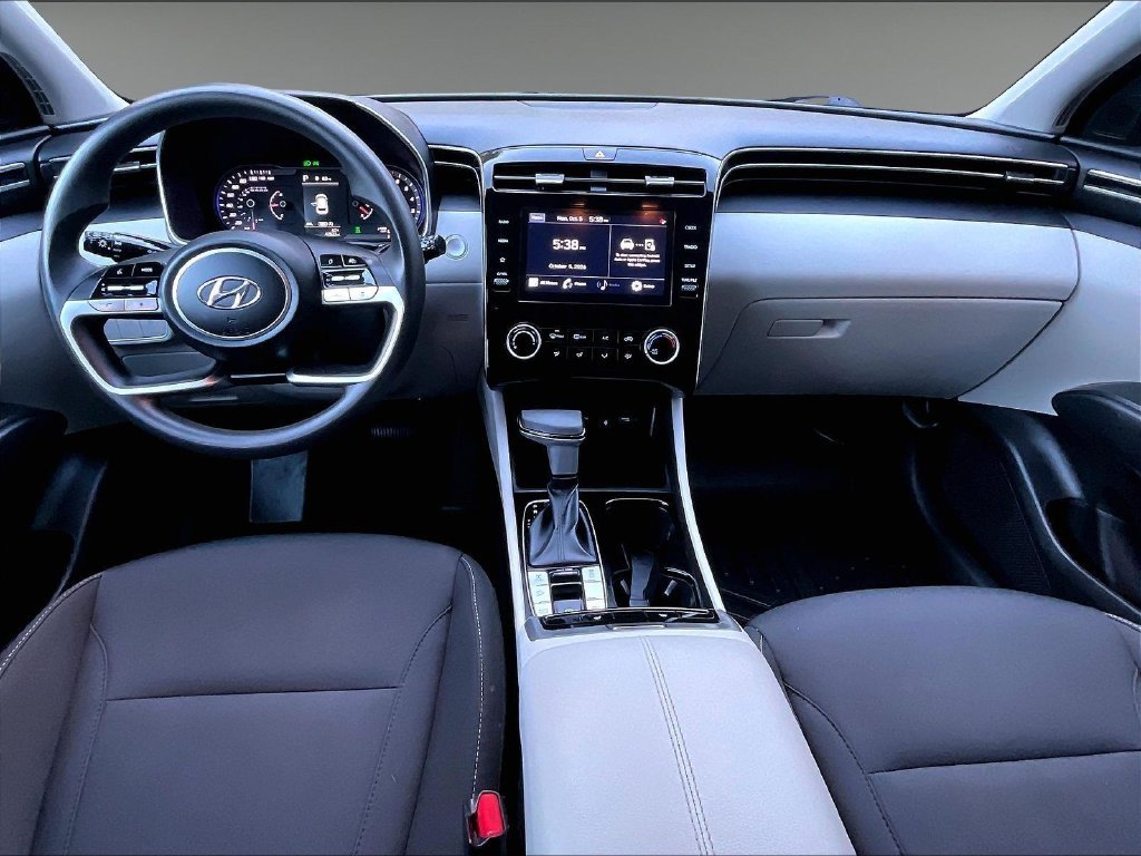 Used 2023 White Hyundai SEL image 21