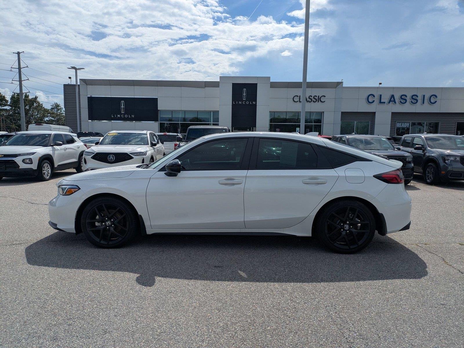 Used 2025 Platinum White Pearl Honda Sport image 8