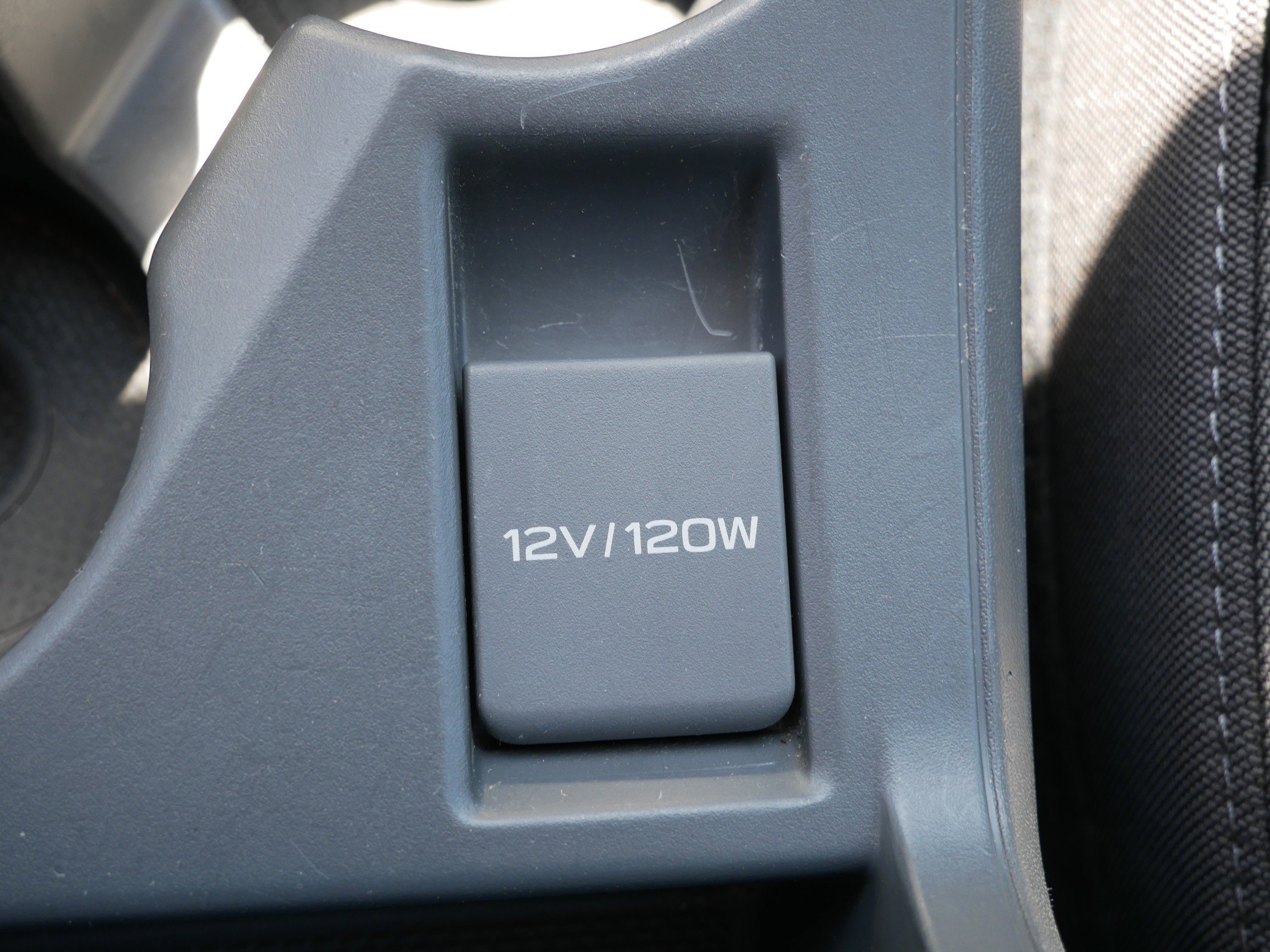 Used 2025 Ice Silver Metallic Subaru Premium image 25