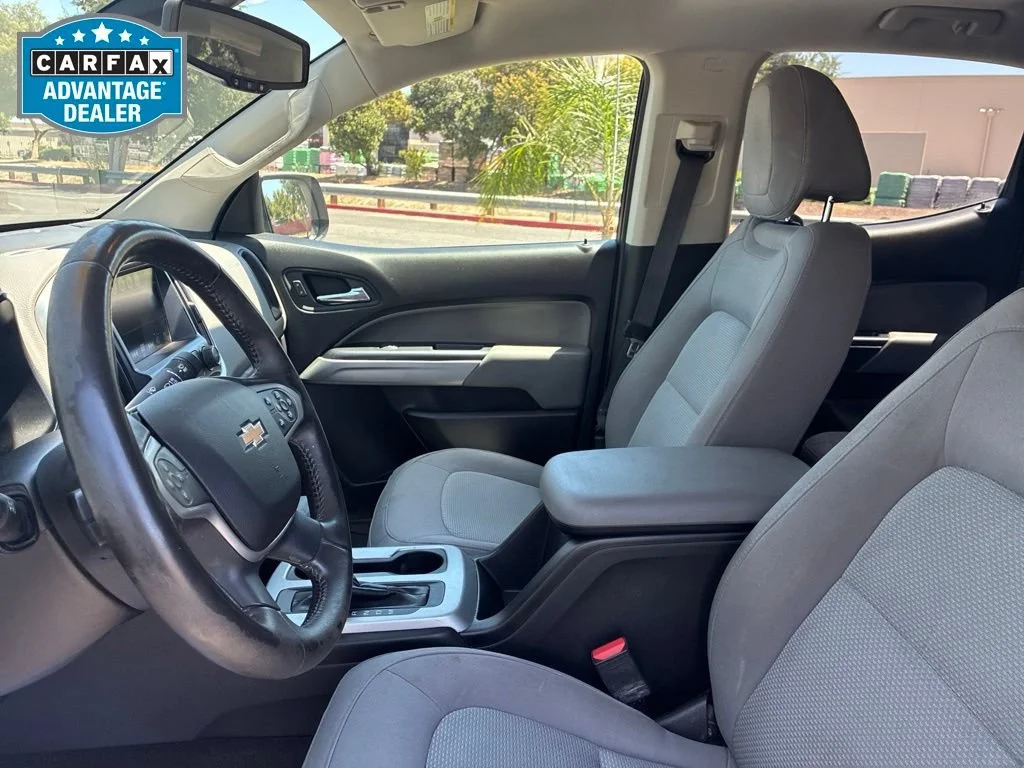 Used 2016 SILVER ICE METALLIC Chevrolet 2WD LT image 15