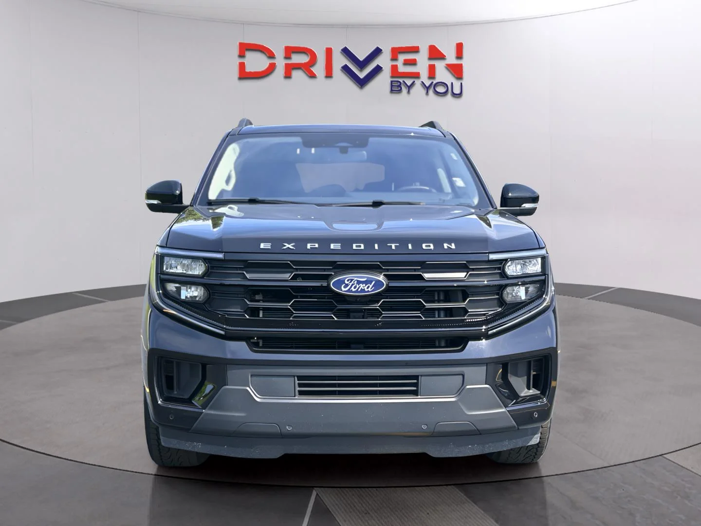 Used 2025 Agate Black Ford Active image 8