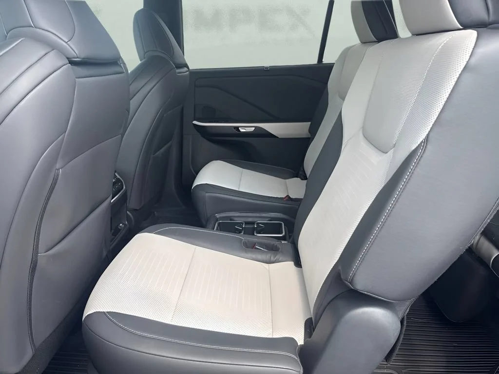 Used 2025  Lexus TX 500h F SPORT Premium image 9