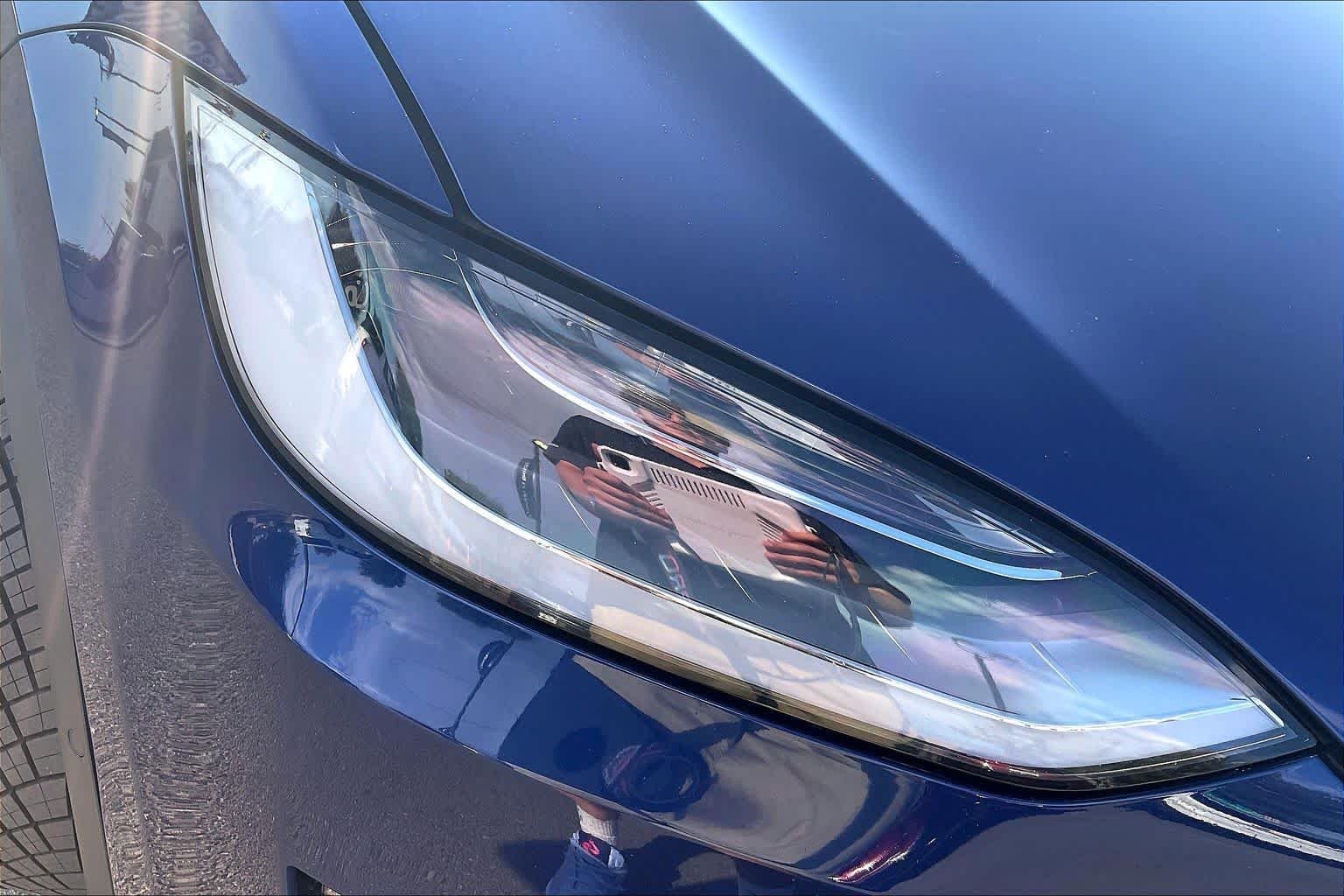 2022 Tesla Model X Long Range - Photo 25