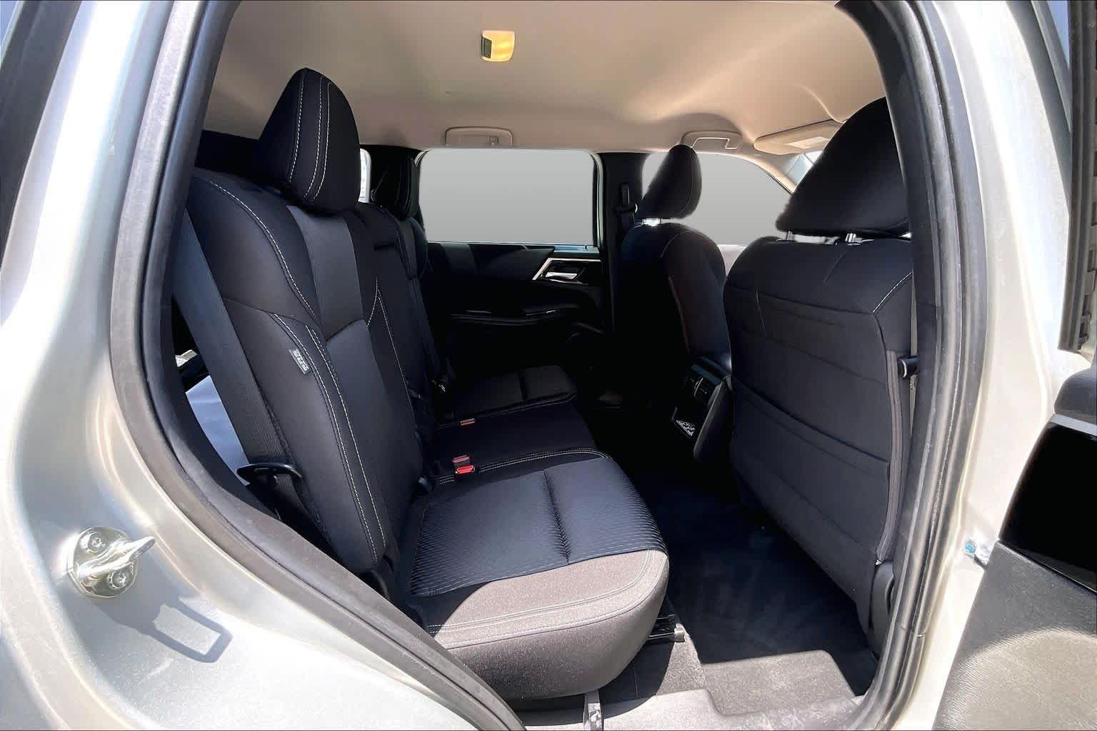Used 2023 Alloy Silver Metallic Mitsubishi ES image 38