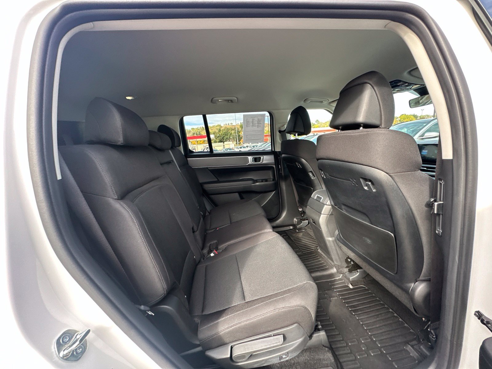 Certified Used 2026 White Hyundai SE image 31