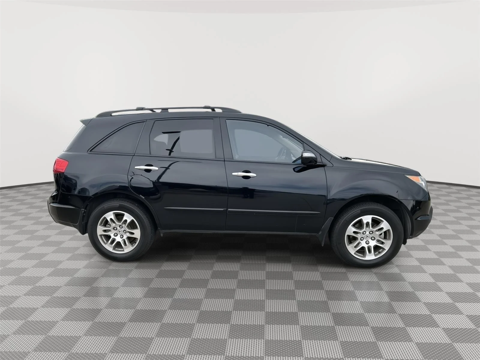 Used 2008  Acura Tech Pkg image 2